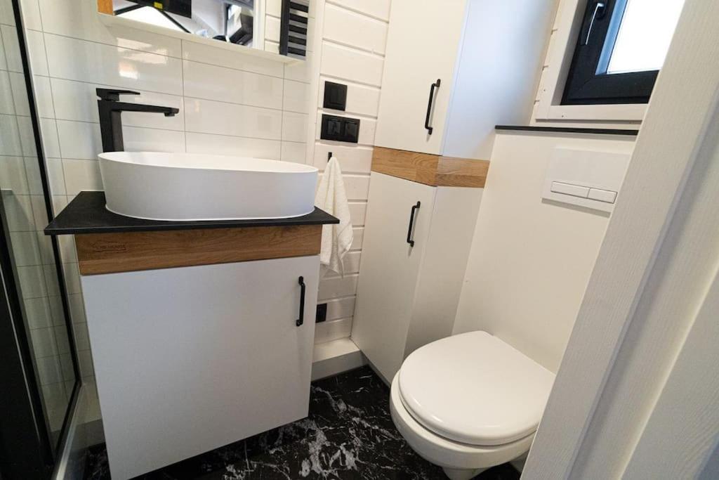 Apartment Tiny Silent House
